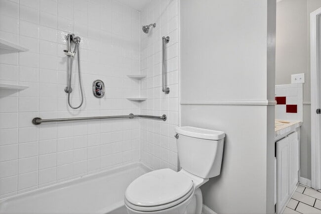 Building Photo - 8025 Waddell Ave