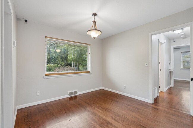 Building Photo - 3025 NW 67th St
