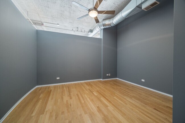 Building Photo - 1530 S State St