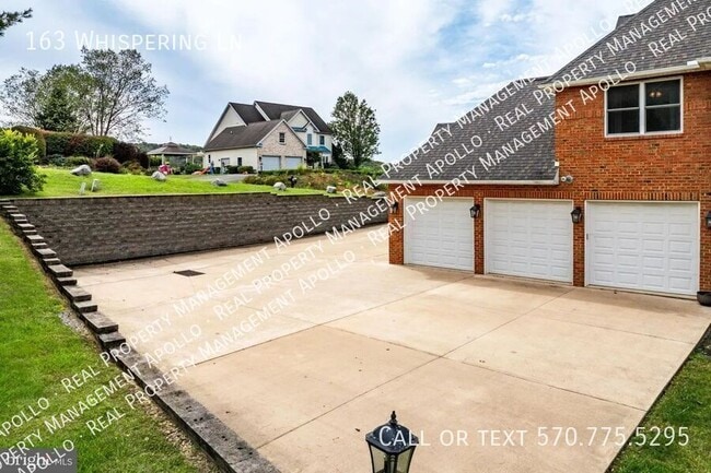 Building Photo - 163 Whispering Ln