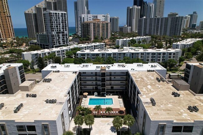 Building Photo - 201 178th Dr