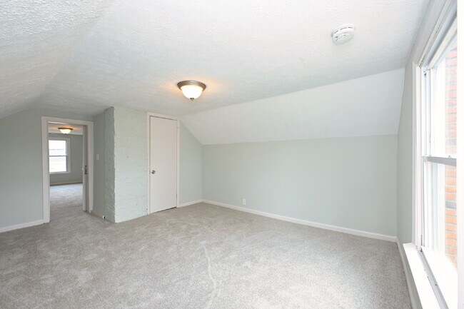 Building Photo - Renovated East Nashville Home | 3BR + Washer/Dryer + Off-Street Parking