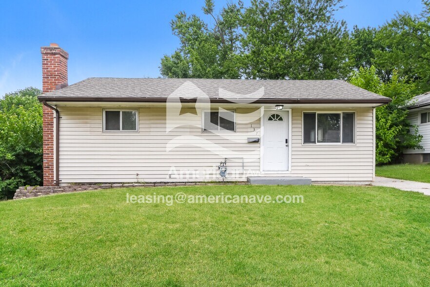 Primary Photo - 137 Glen Garry Rd