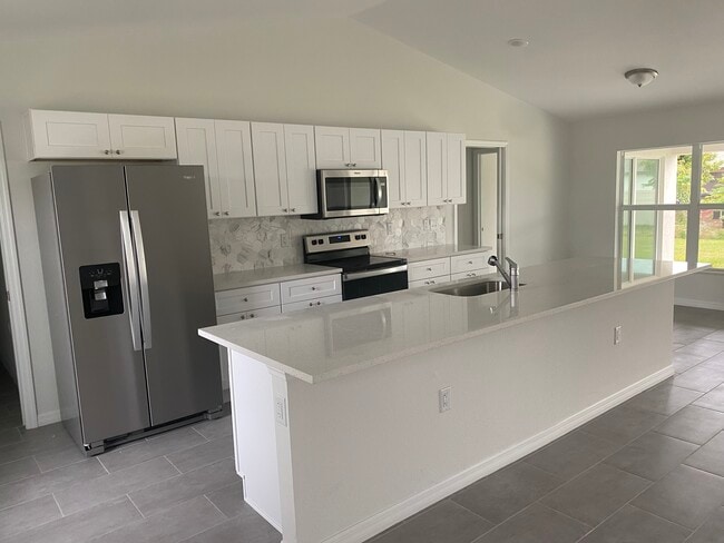 Building Photo - 2926 Diplomat Pkwy W