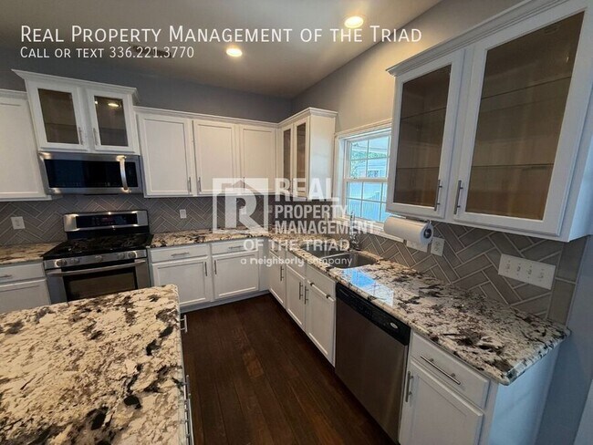 Building Photo - 1538 Castle Way