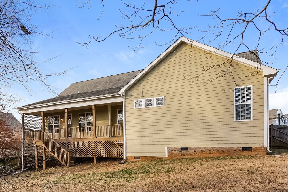 Building Photo - 500 Boswell Ln