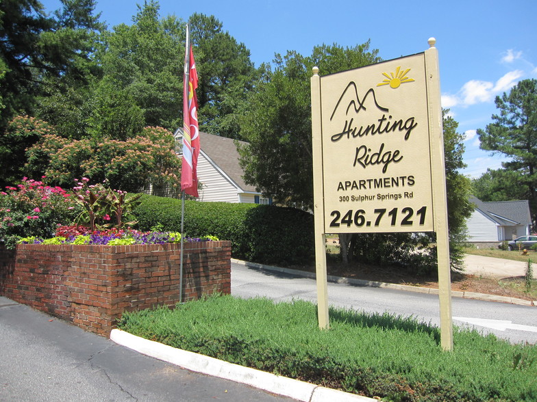 Building Photo - Hunting Ridge Apartments