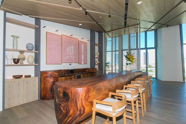 Building Photo - KOULA 2b2b1pkg Ready to Move In!