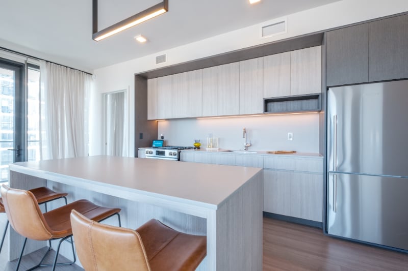 Building Photo - 112 E Roosevelt Rd