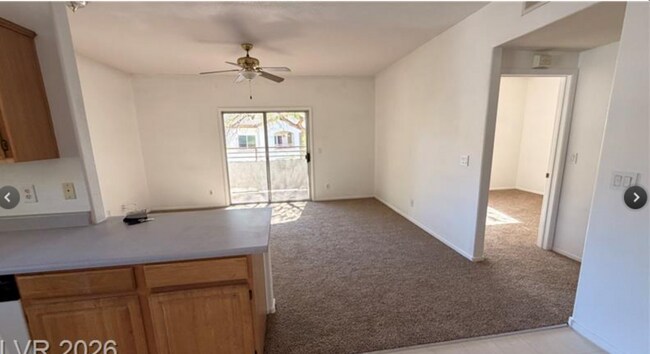 Building Photo - 5655 E Sahara Ave