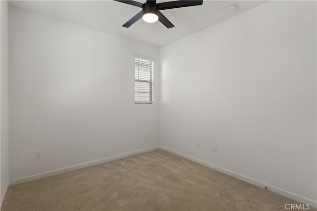Building Photo - 839 Cranberry Way