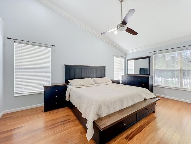Building Photo - 3020 Hartland Ct