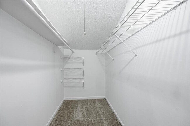 Building Photo - 1677 Wynndowne Trail