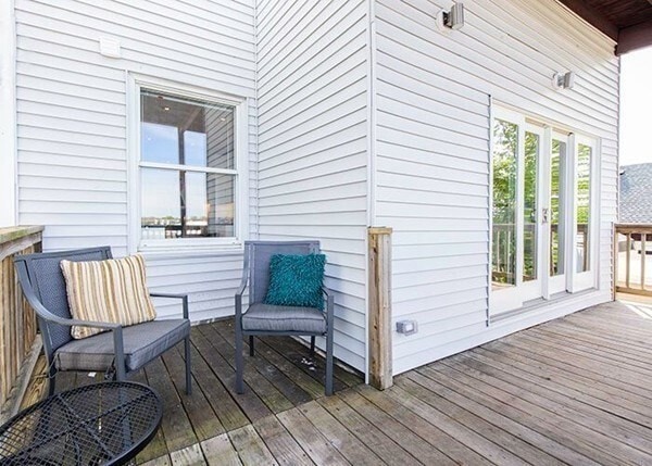 Building Photo - 154 Falcon St