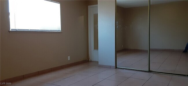 Building Photo - 1424 Patriot St