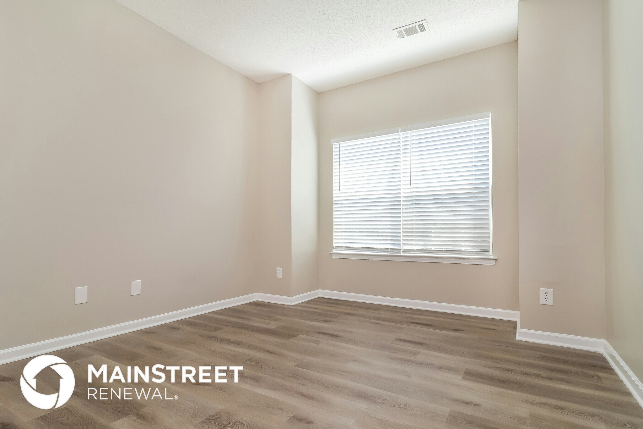 Building Photo - 315 Wellsley Ln