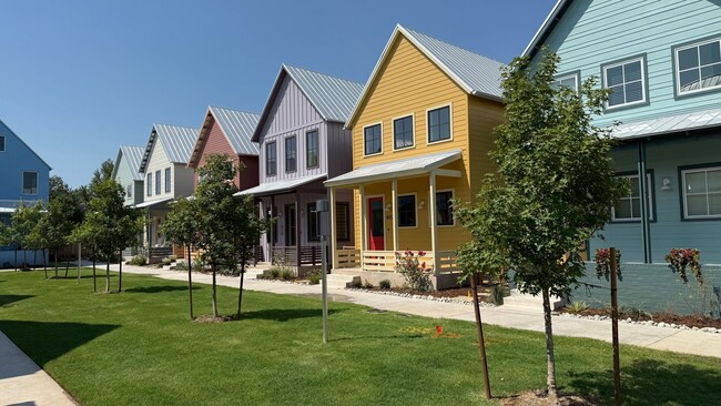 Building Photo - NEW Construction 2 Bed, 1.5 Bath in the Wh...