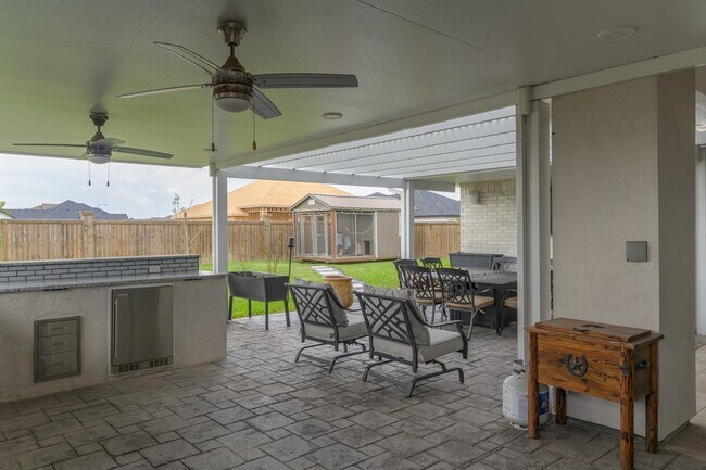 Building Photo - 133 Heron Dr