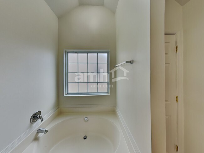 Building Photo - 2809 Reid Meadows Dr