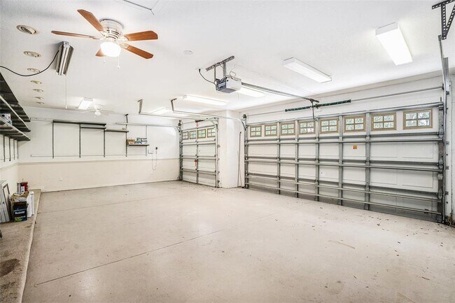 Building Photo - 15008 Arbor Hollow Dr