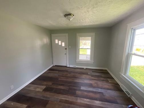Building Photo - 51 & 53 Glessner Av - Mansfield - Duplex