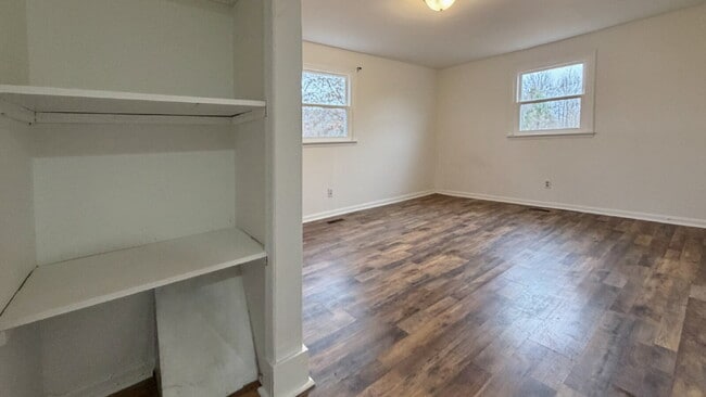 Building Photo - For Rent: 3+ BR, 3BA house. (Please speak with us before applying.)