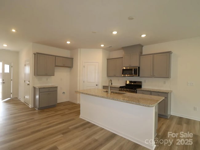 Building Photo - 3234 Lilac Grove Dr