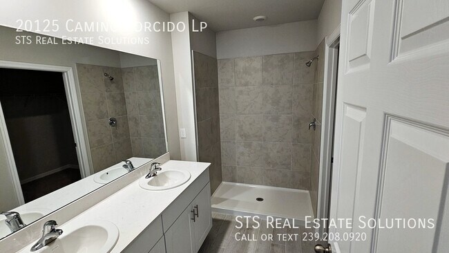 Building Photo - 20125 Camino Torcido Lp