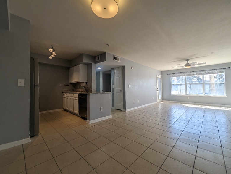 Building Photo - 4050 Dancing Cloud Ct