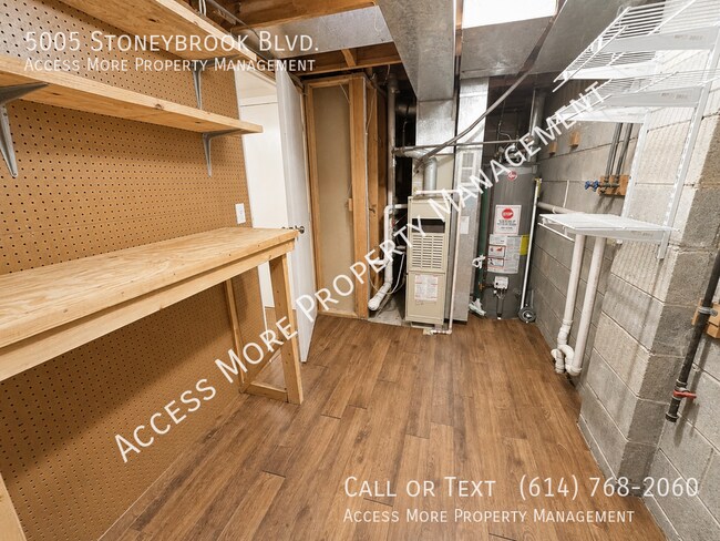 Building Photo - 5005 Stoneybrook Blvd