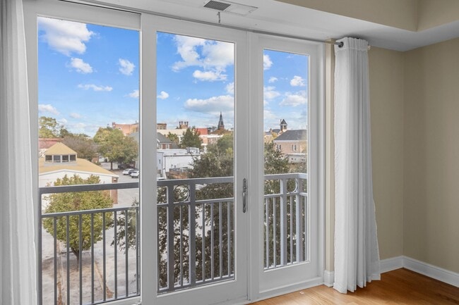 Building Photo - 235 Sky Sail Blvd