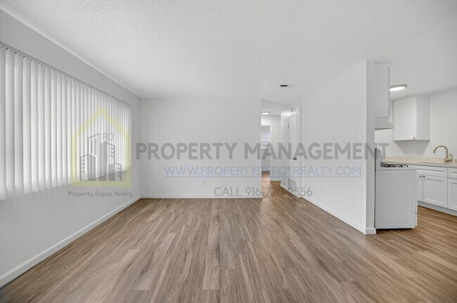 Building Photo - Arleta Ct