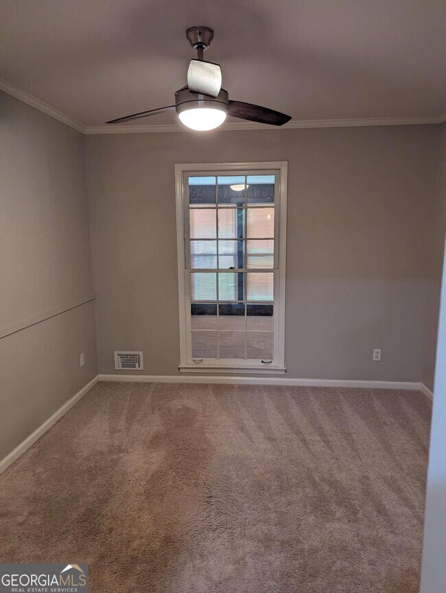 Building Photo - 4754 Winthrop Dr