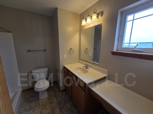 Building Photo - 147 Alydar Dr