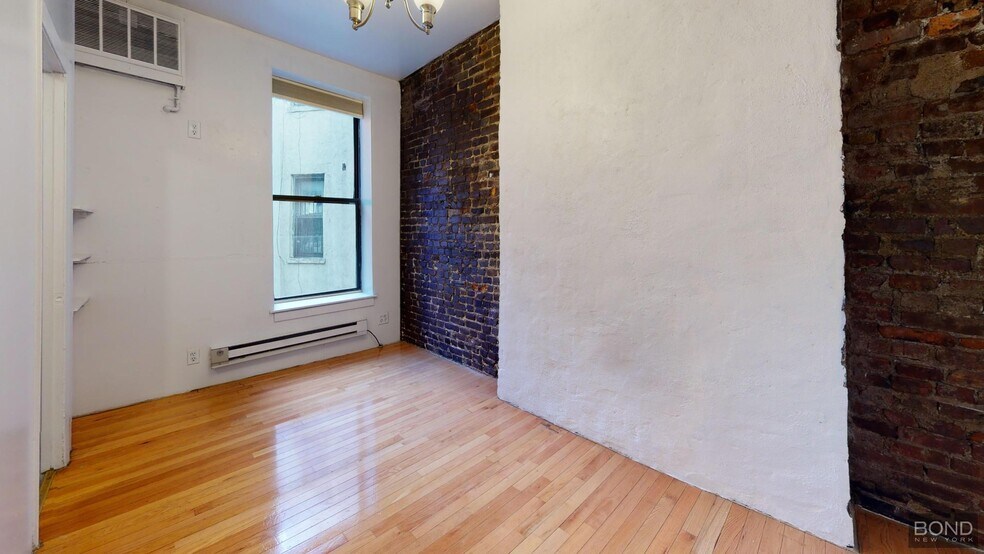 Building Photo - 168 Rivington St