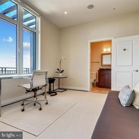 Building Photo - 8220 Crestwood Heights Dr
