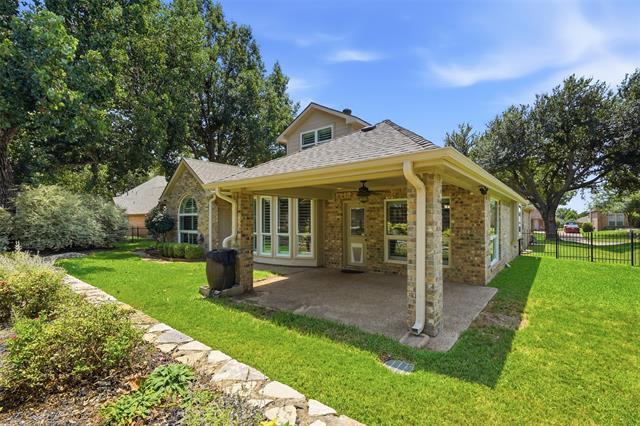 Building Photo - 900 Muirfield Dr