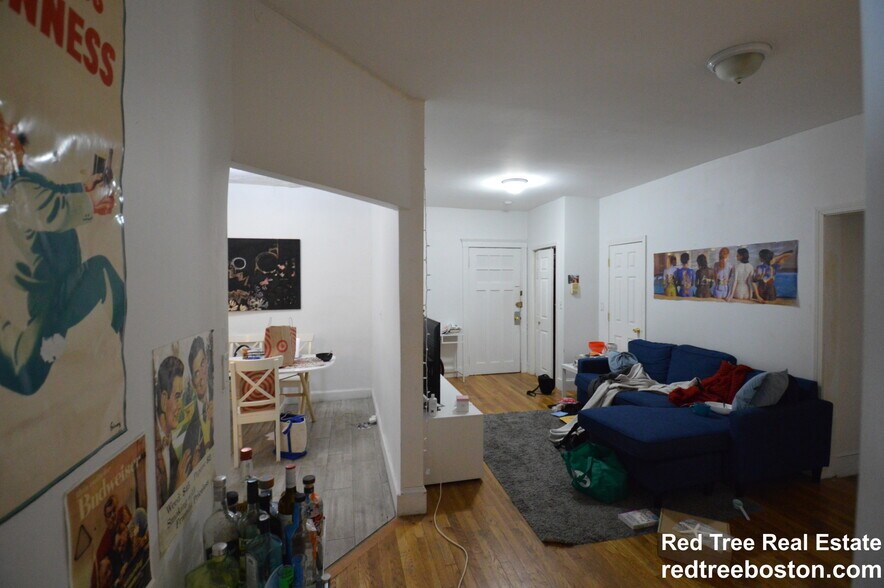 Building Photo - 56 Egmont St