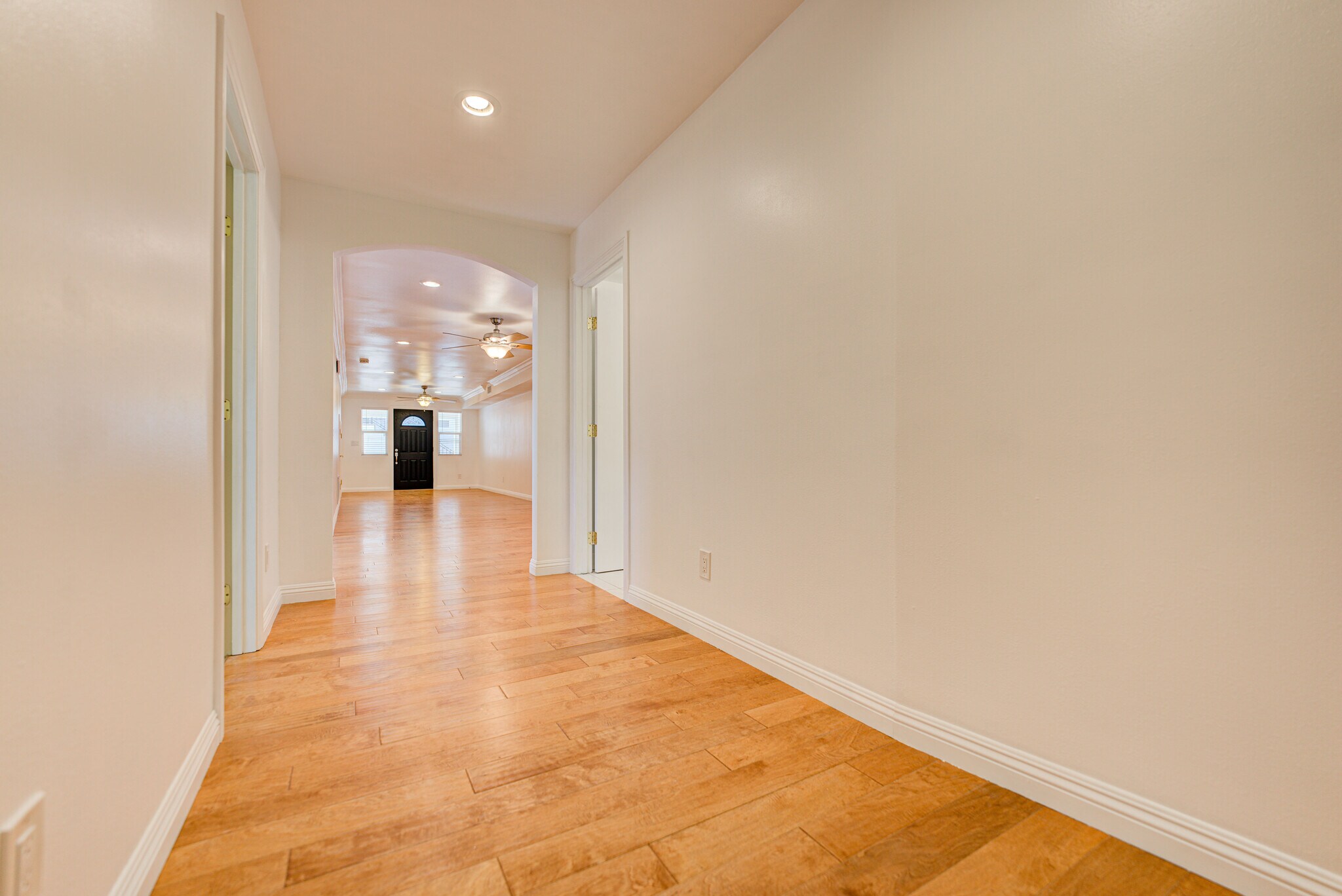 Building Photo - 22020 Village Way Dr