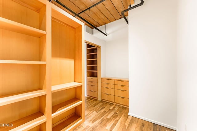 Building Photo - 530 S Hewitt St