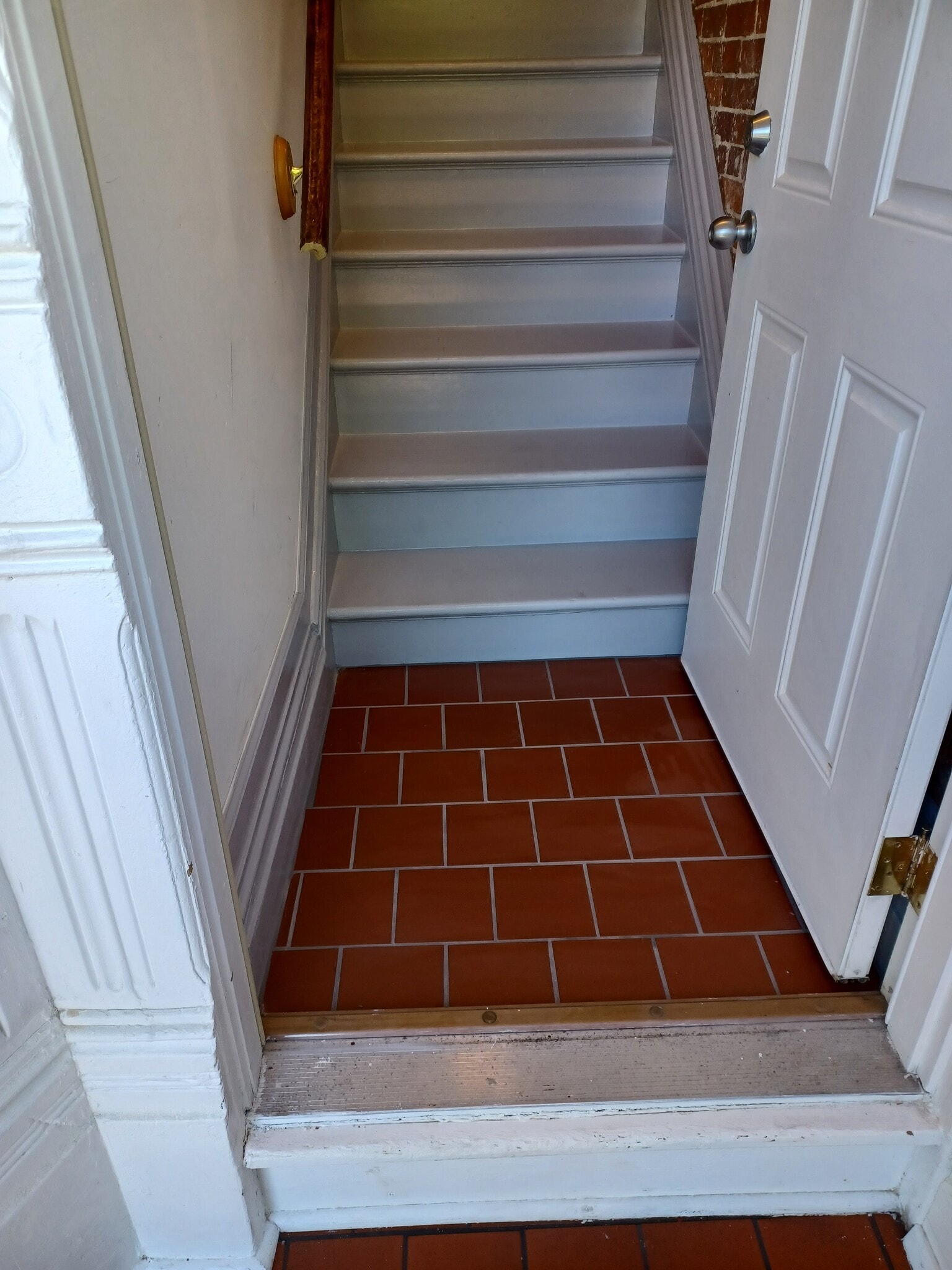 Quarry Tile Entry - 4380 Chouteau Ave