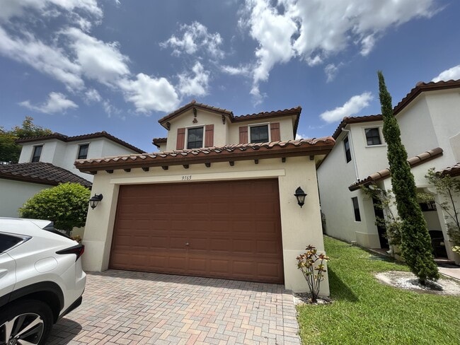 Primary Photo - 9165 SW 36th Mnr