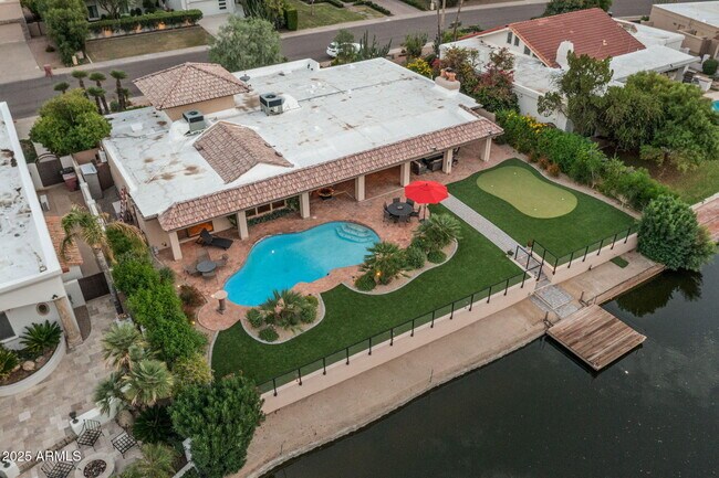 Building Photo - 7620 E Vía Del Placito