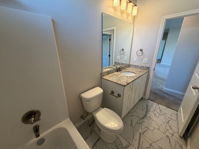 Building Photo - 1436 Champagne Blvd