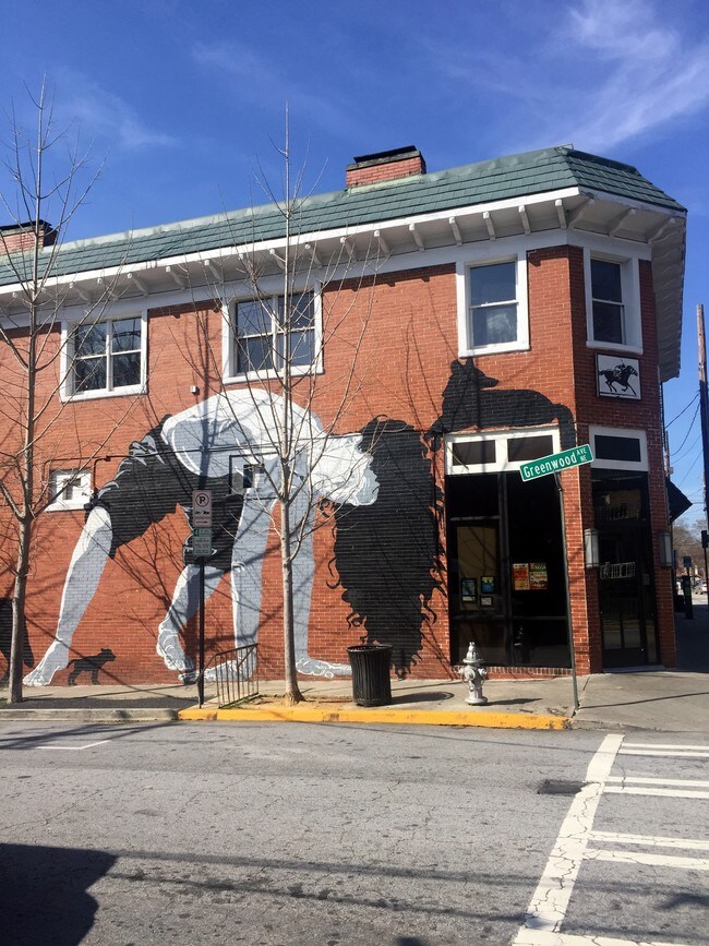 Building Photo - 1040 Greenwood Avenue