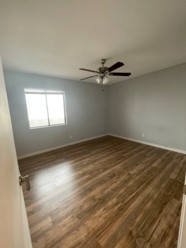 Building Photo - 5115 N 22nd Ave