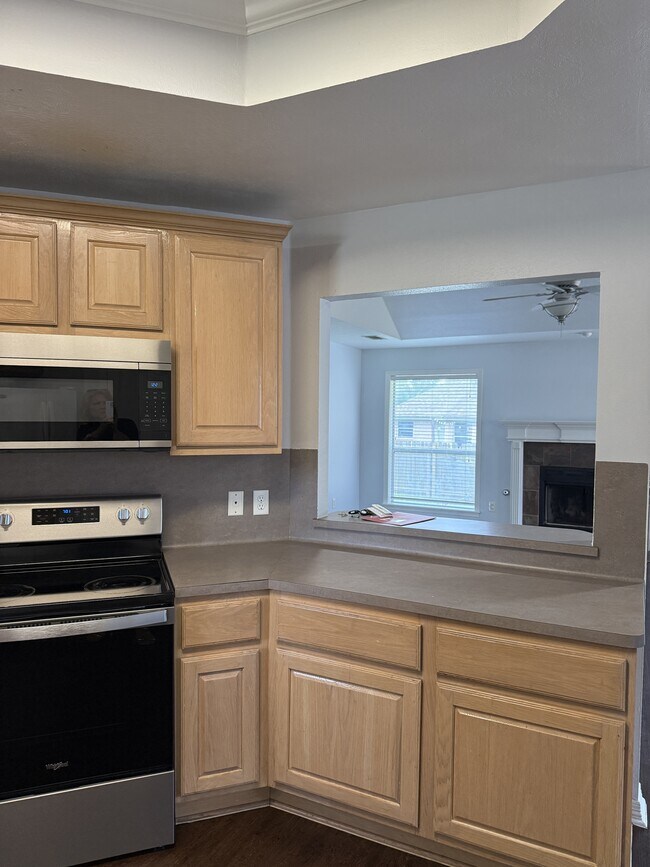 Building Photo - 3114 Pleasant Forest Dr