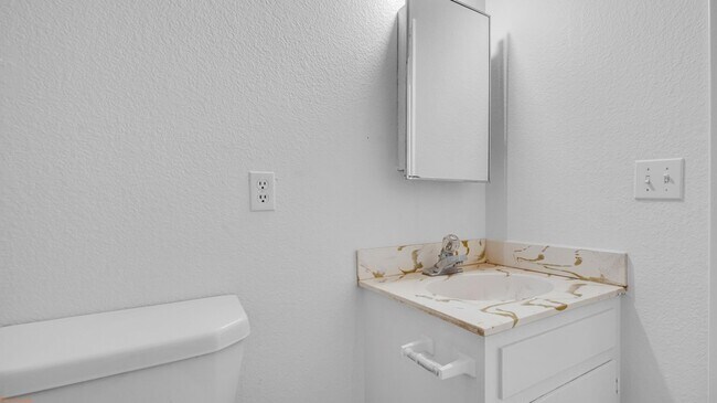 Building Photo - 67285 Pierson Blvd