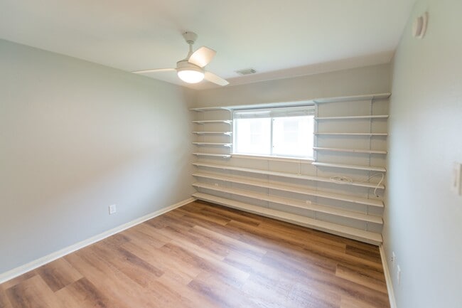Building Photo - 2834 Sage Bluff Ave