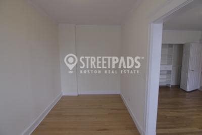 Building Photo - 1 bedroom in Cambridge MA 02138